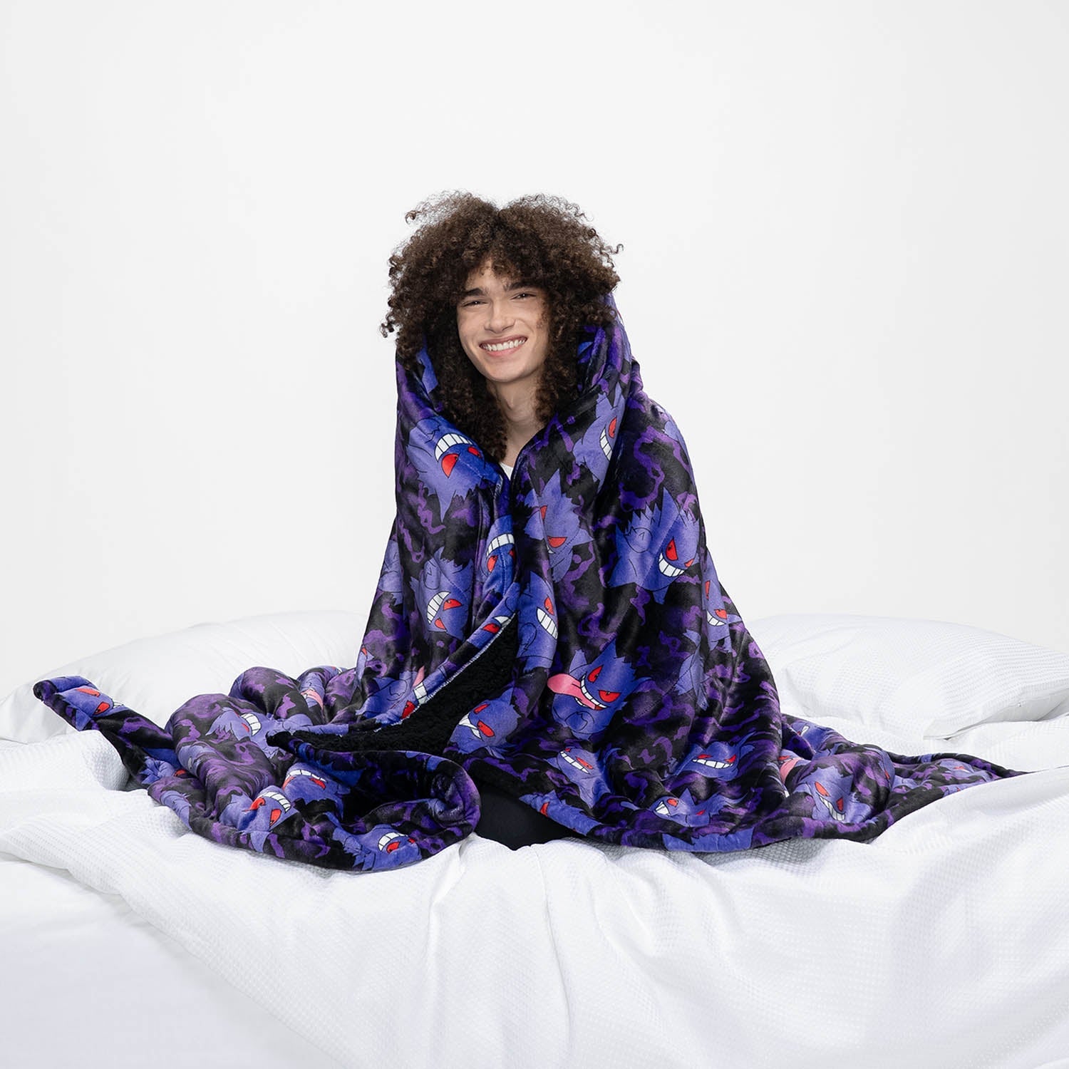 アウトドア寝具 JM BLANKET - LIGHT BLUE x PURPLE Pokémon Gengar Sherpa Blanket Licensed – The Oodie NZ