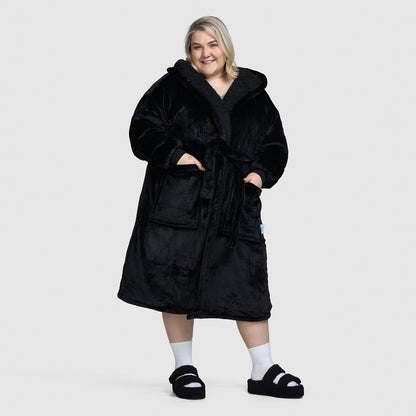 size: Montana is 165 cm wearing a size L/XL
