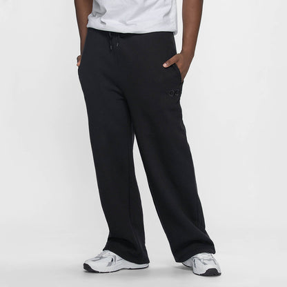 size: Sudev is 185cm wearing a size L/XL
