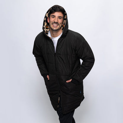 size: Martin is 186cm wearing a size L/XL
