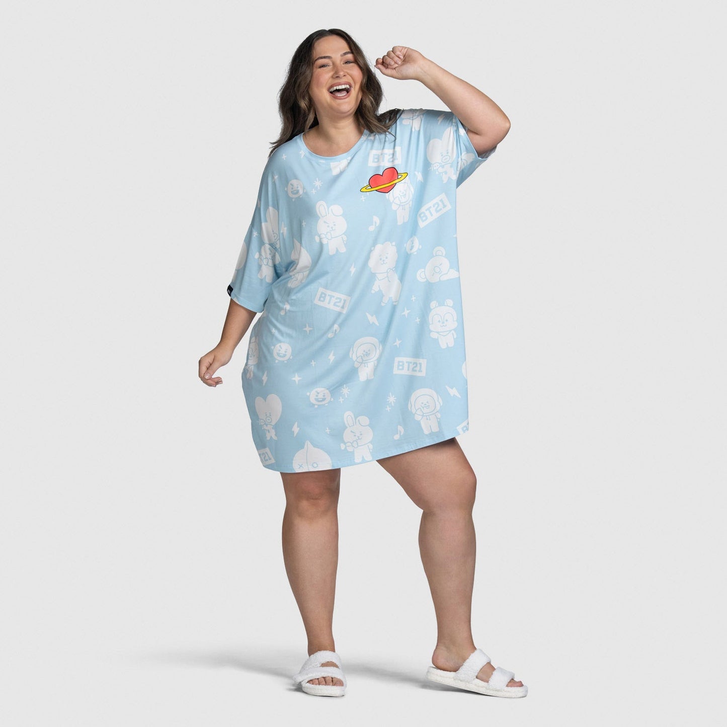 size: Caitlin is 183cm wearing a size OOD