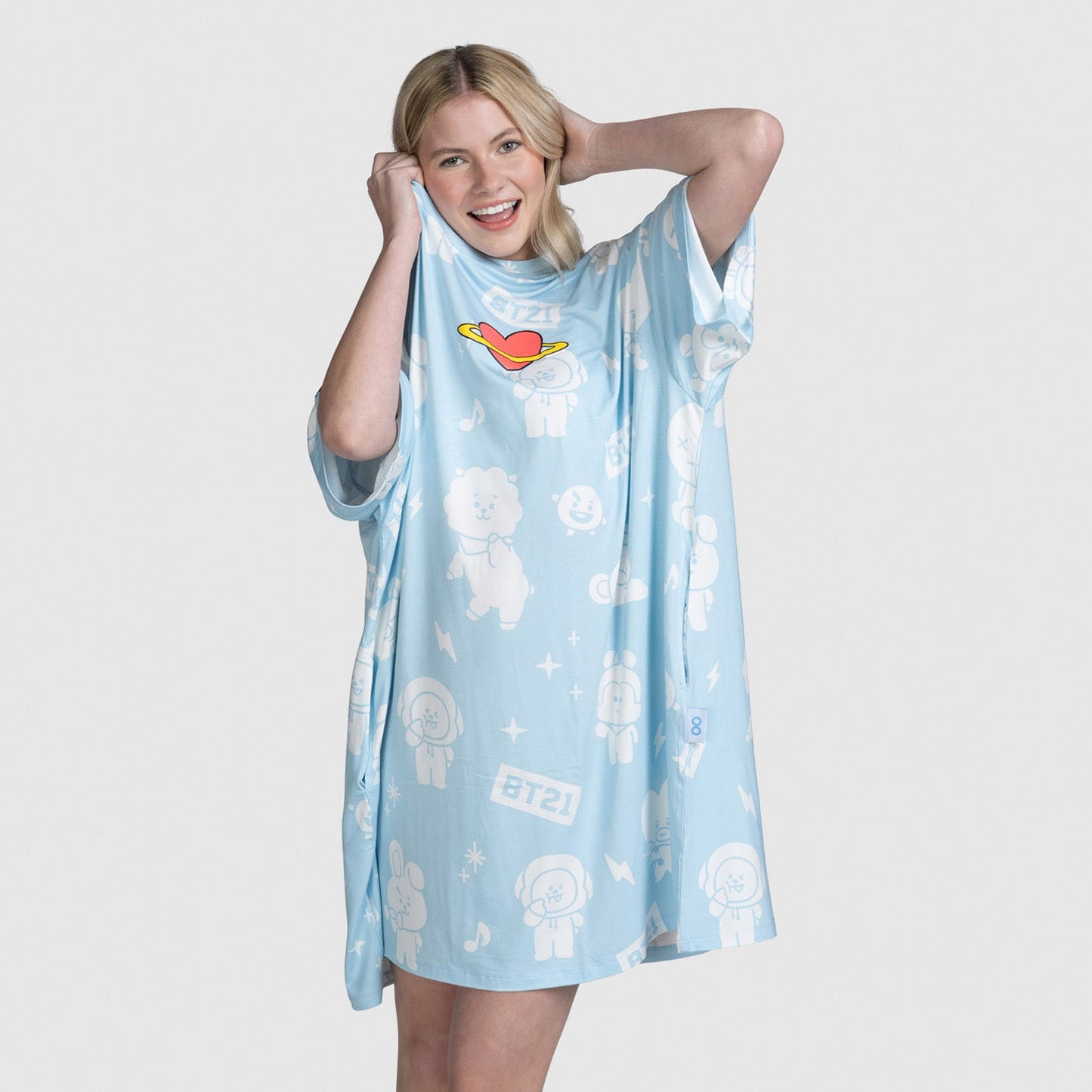 size: Jess is 173cm wearing a size OOD