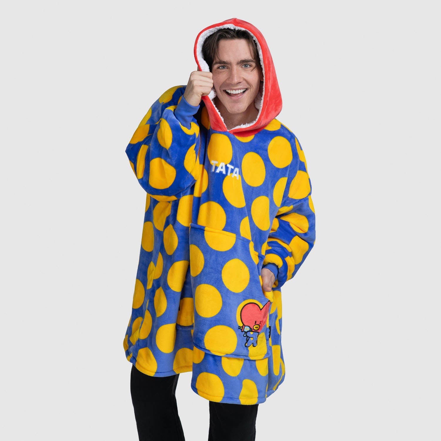 size: Harry is 186cm wearing a size OOD