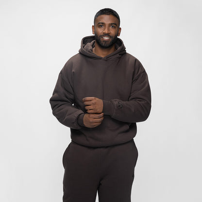 size: Sudev is 185cm wearing a size L/XL