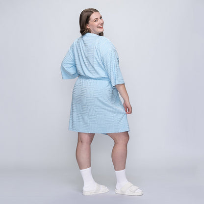 size: Tayla is 169cm wearing a size L/XL