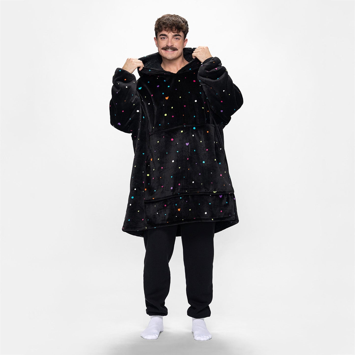 size: Adam is 183cm wearing a size OOD