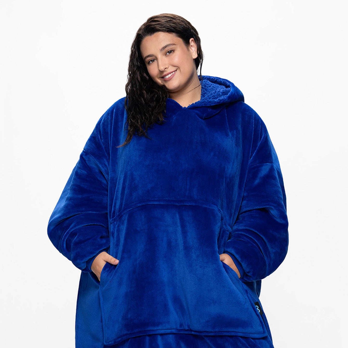 size: Aaliyah is 183cm wearing a size OOD