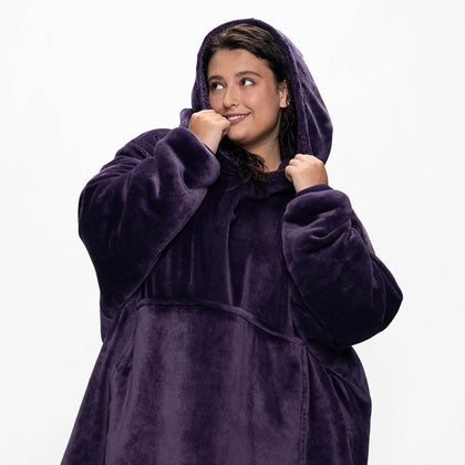 size: Aaliyah is 183cm wearing a size OOD