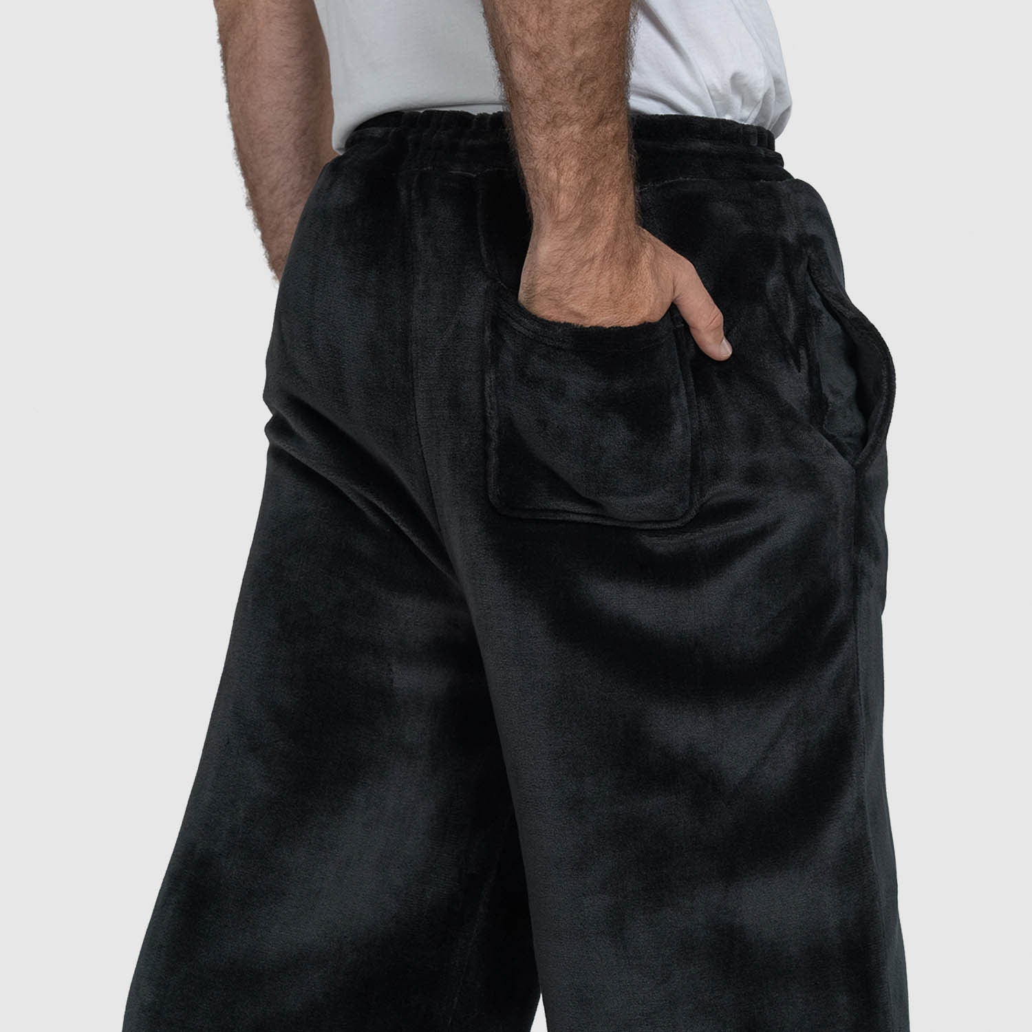size: Jake is 191cm wearing a size OOD
