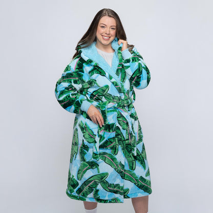 size: Mackenzie is 170cm wearing a size S/M