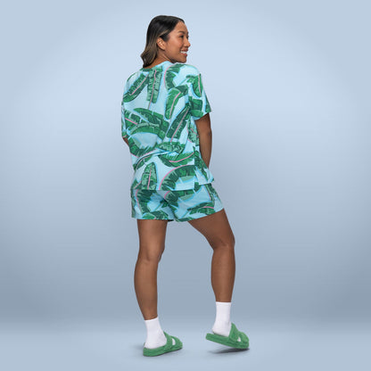 size: Sonya is 160cm wearing a size S/M