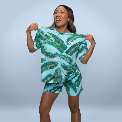 size: Sonya is 160cm wearing a size S/M