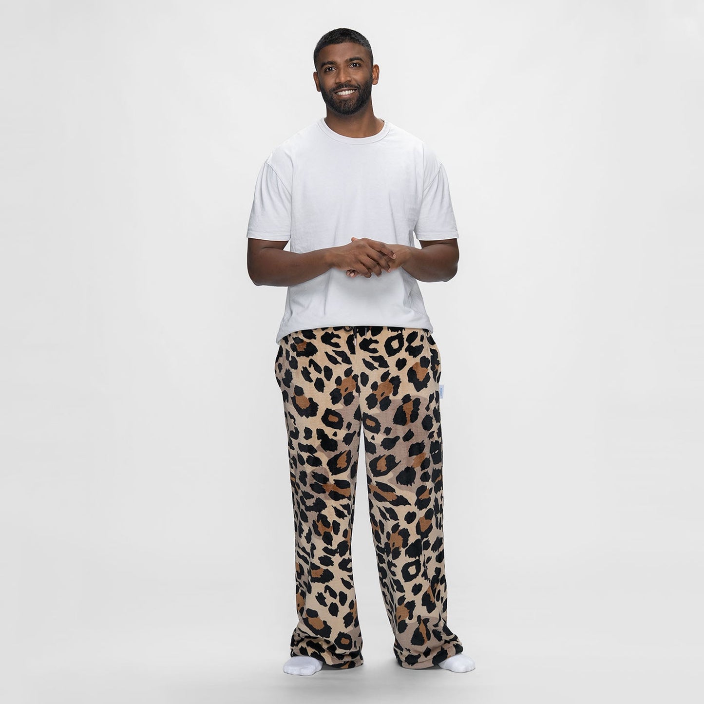 size: Sudev is 185cm wearing a size L/XL