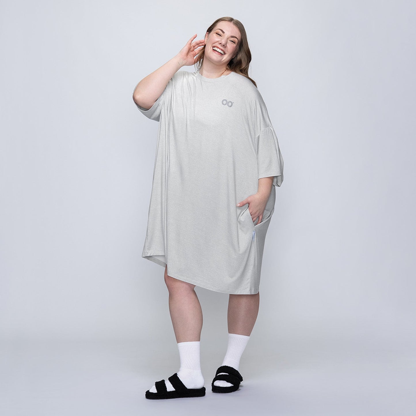 size: Tayla is 169cm wearing a size OOD