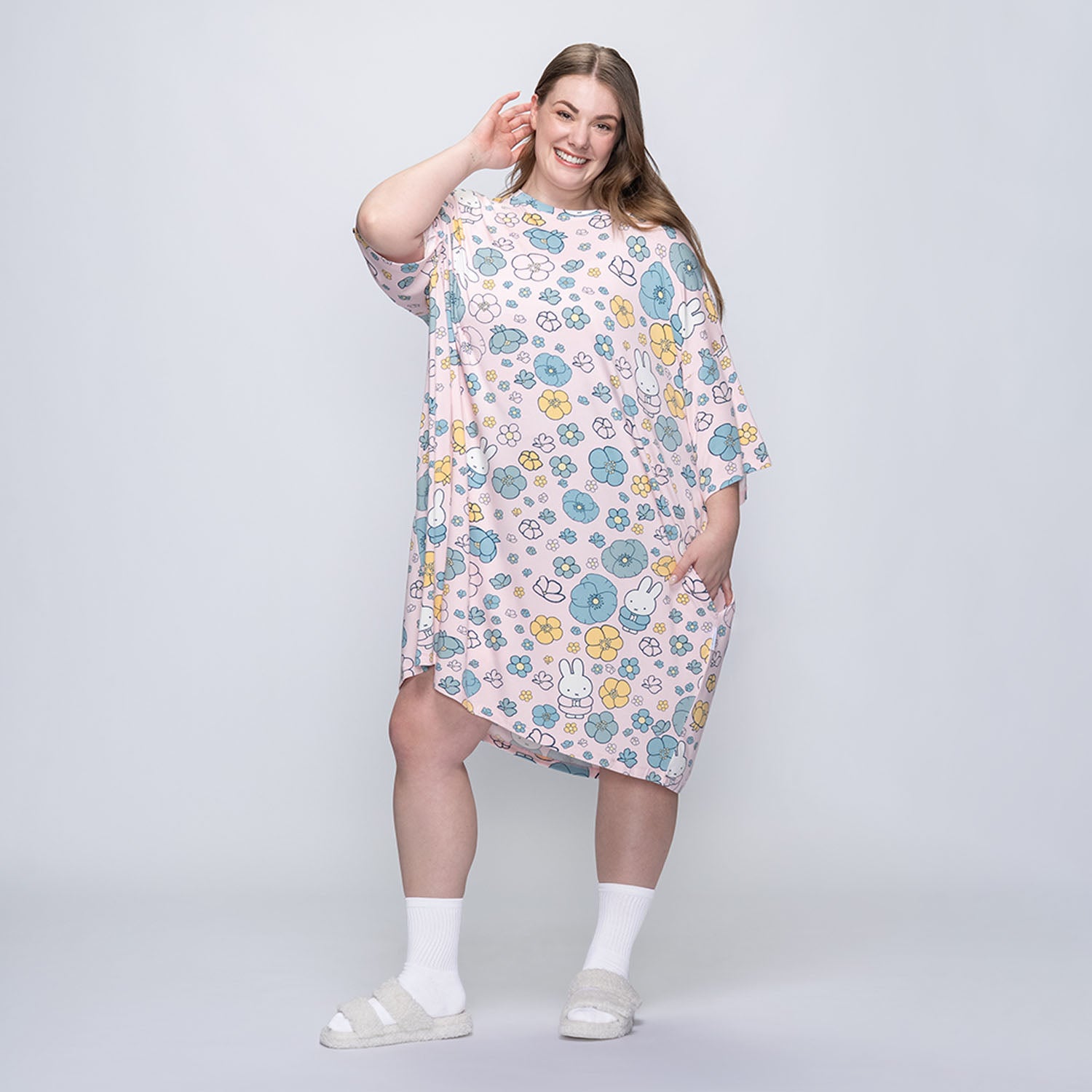 size: Tayla is 169cm wearing a size OOD