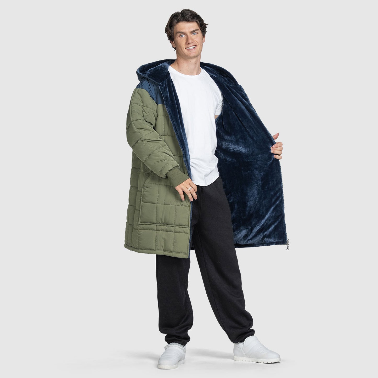 Olive/Navy Contrast