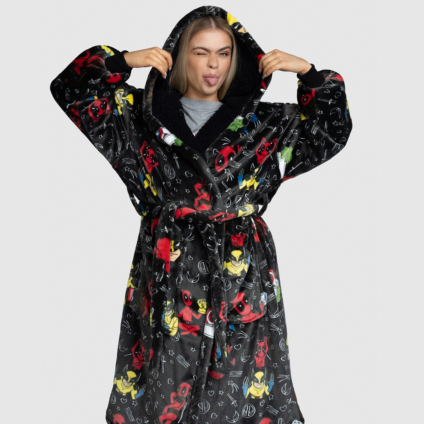 size: Brianna is 176cm wearing a size L/XL