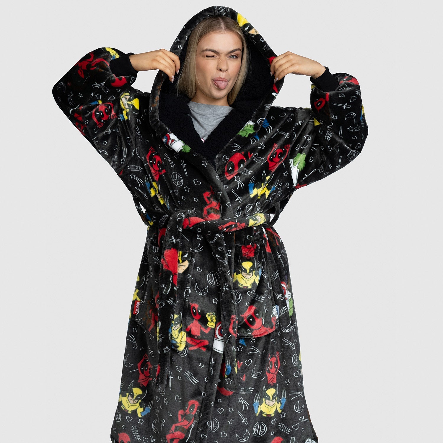 size: Brianna is 176cm wearing a size L/XL