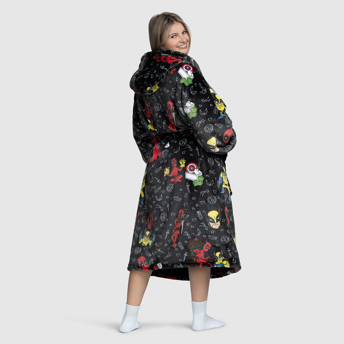 size:Alexis is 168cm wearing a size S/M