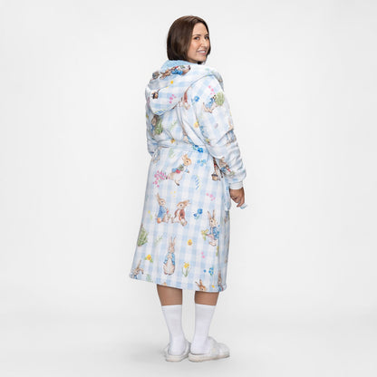 size: Mia is 170cm wearing a size S/M