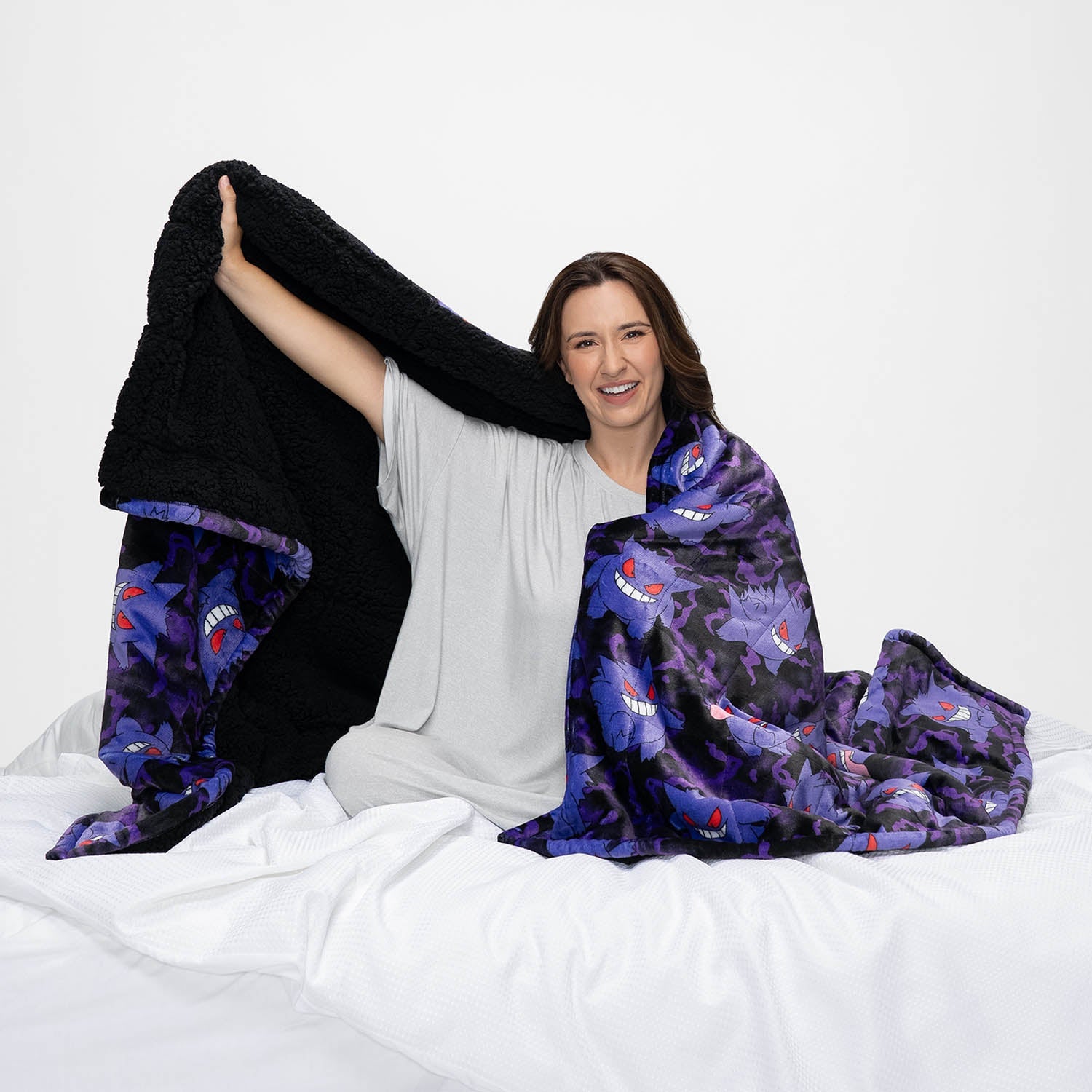 Pokémon Gengar Sherpa Blanket Licensed – The Oodie NZ
