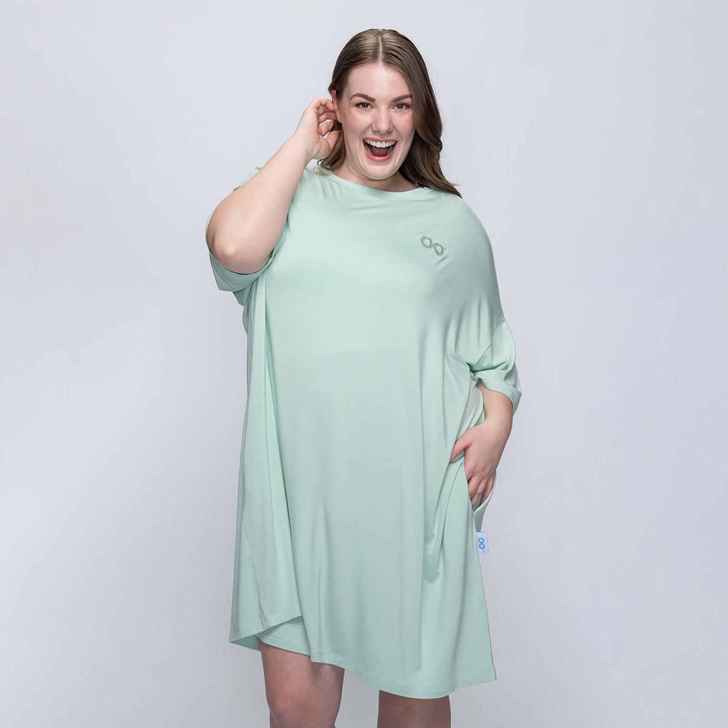 size: Tayla is 169cm wearing a size OOD