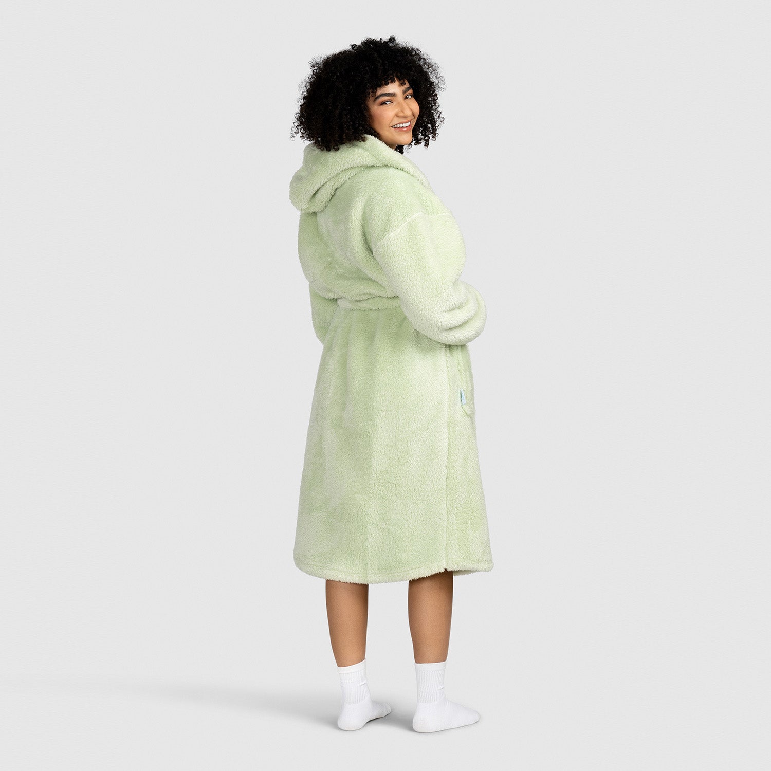 size: Janyne is 173cm wearing a size S/M
